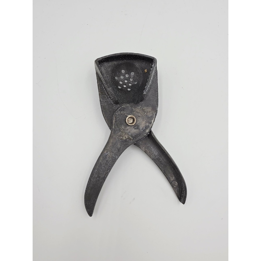 Vintage Irvin Ware‎ Hand Held Citrus Juicer Lemon Squeezer Aluminum USA
